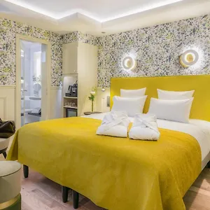 4* Отель Cambon